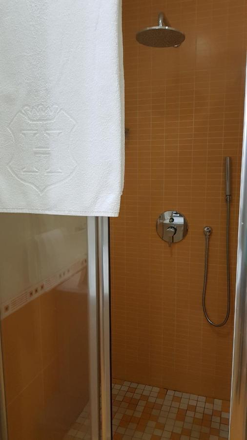 Hulk Apartment Vrsac Luaran gambar